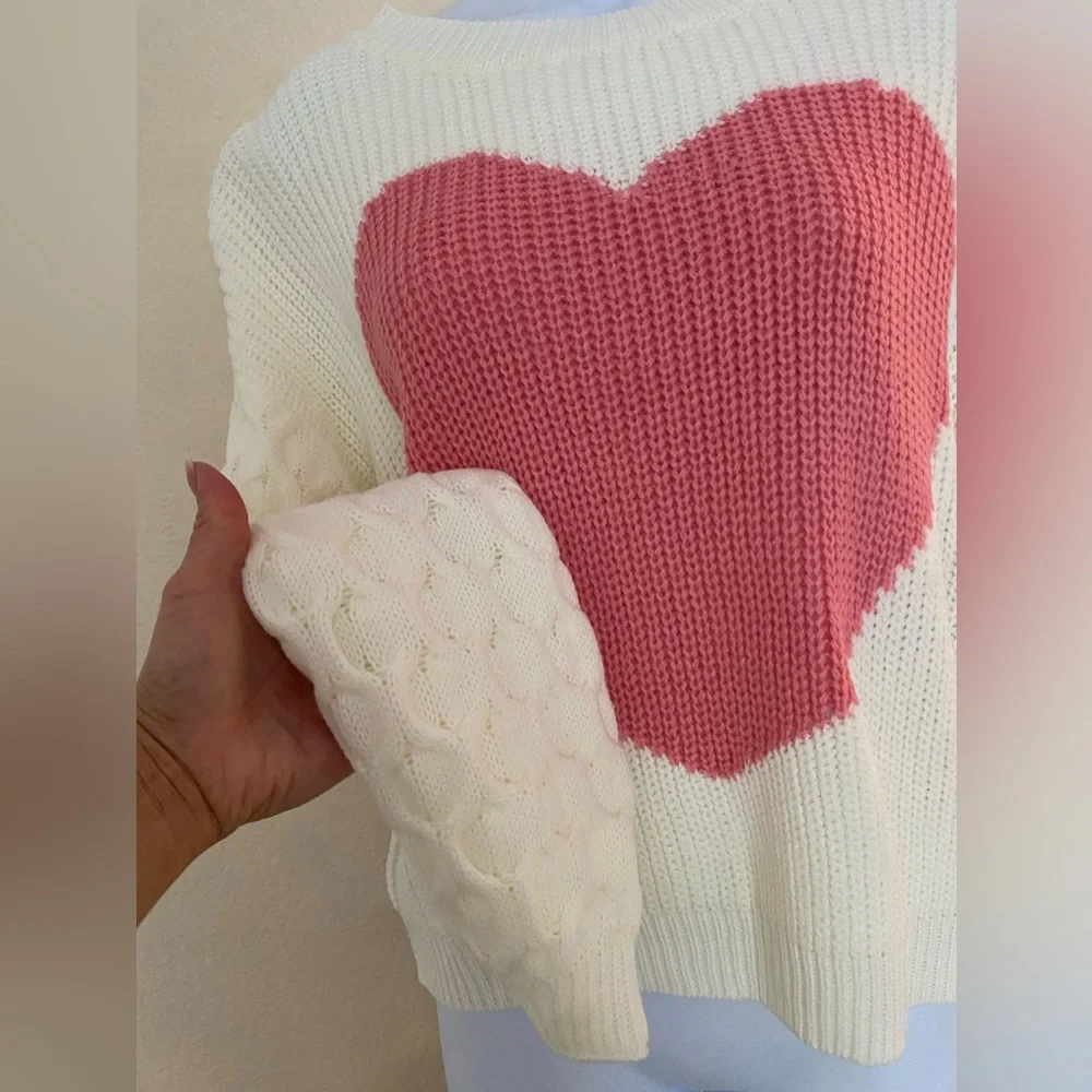 New SHEIn pink heart 🩷 sweater - Picture 5 of 7
